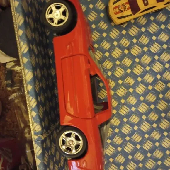 1/24 1997 Chevy Corvette die-cast high quality - Picture 7 of 9